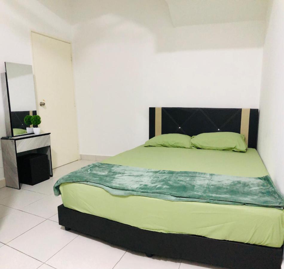 Alyn Home Batu Pahat IV Wifi Cuckoo エクステリア 写真