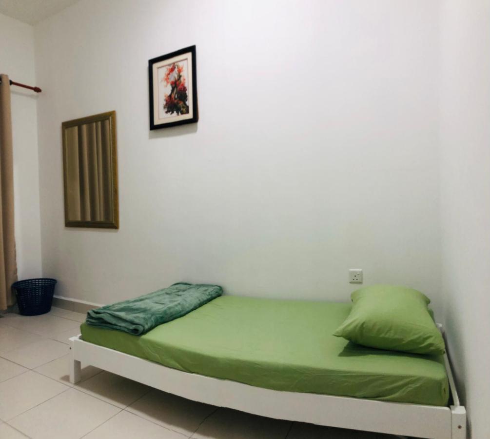 Alyn Home Batu Pahat IV Wifi Cuckoo エクステリア 写真