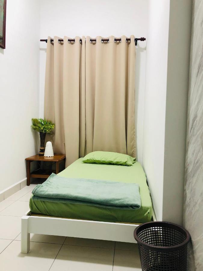 Alyn Home Batu Pahat IV Wifi Cuckoo エクステリア 写真